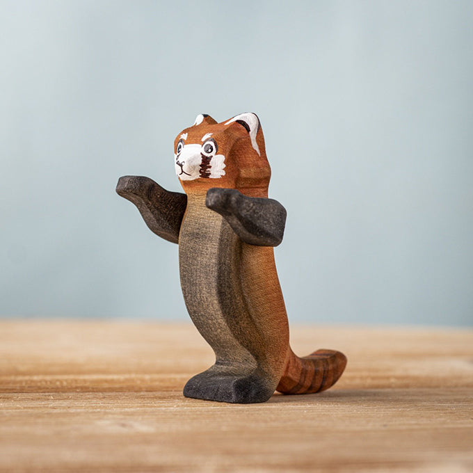 Bumbu Toys Houten Rode Panda spelend
