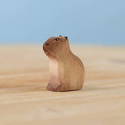 Bumbu Toys Houten Baby Capibara zittend