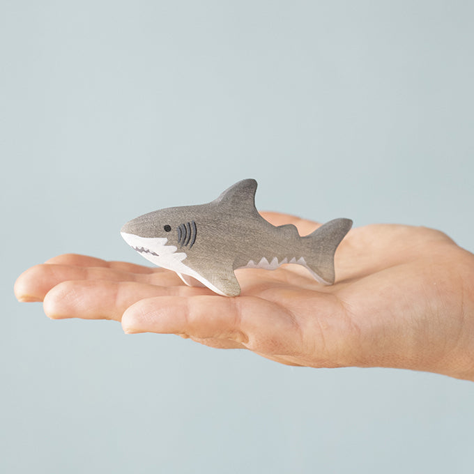 Bumbu Toys Houten Baby Haai