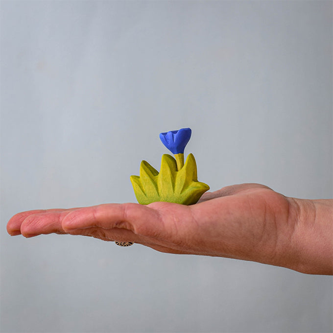 Bumbu Toys gras met Blauwe bloem