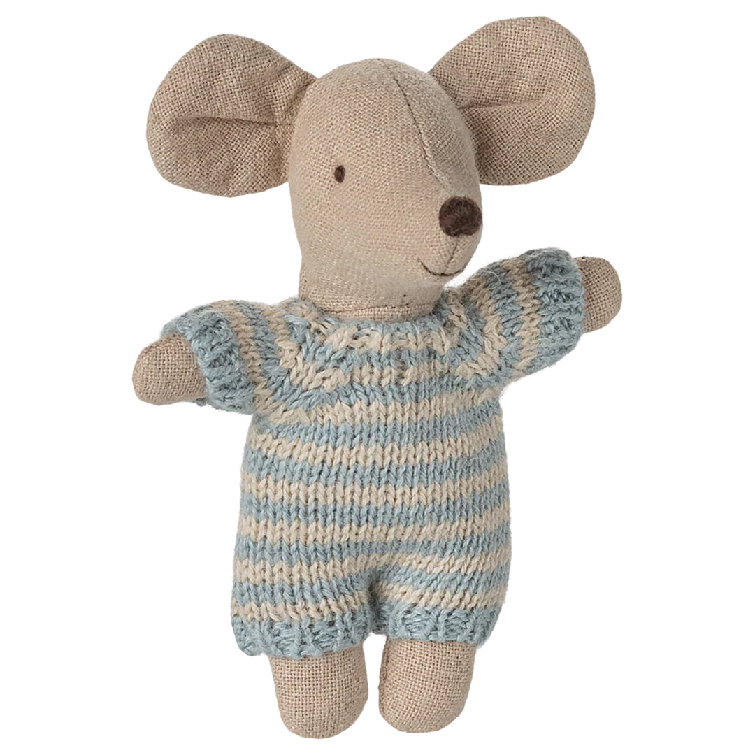 Maileg Baby muis in reiswieg, Baby Mouse in Carrycot, Blue, 9,5 cm.