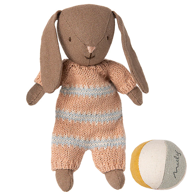 Maileg set konijntje met bal, Rabbit set, Micro - Brown - Dusty Rose, 13,5 cm (kopie) (kopie)
