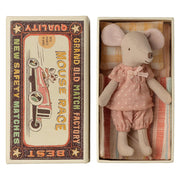 Maileg grote zus muis in doosje, Big sister mouse in matchbox III