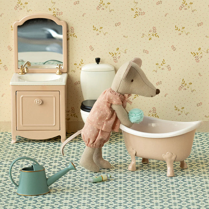 Maileg grote zus muis in doosje, Big sister mouse in matchbox III