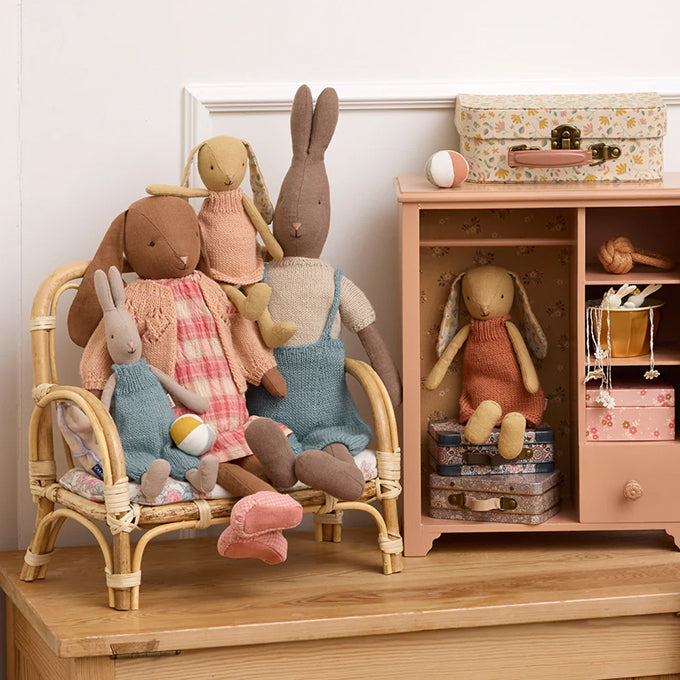 Maileg Rabbit Size 3, Brown - Knitted shirt and overall, 49 cm