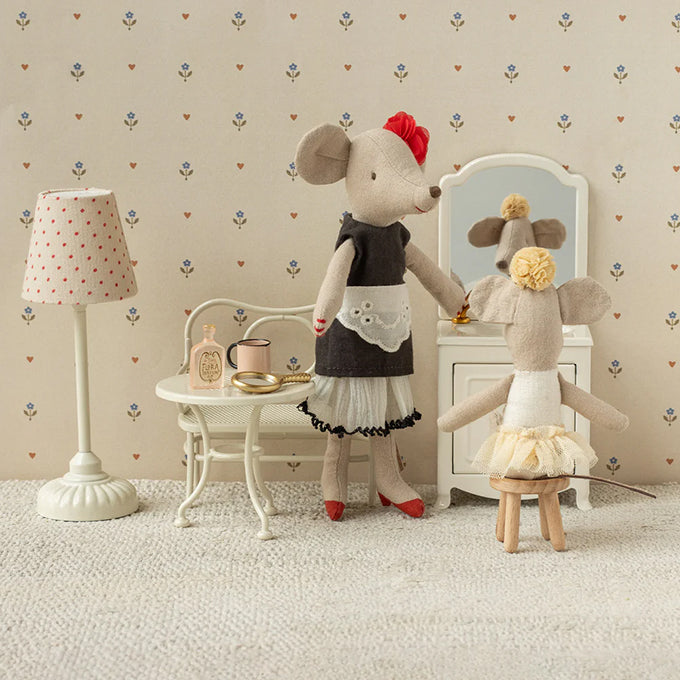 Maileg Schoonheisspecialiste Muis, Beautician mouse