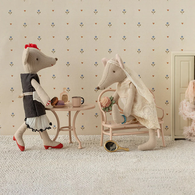 Maileg Schoonheisspecialiste Muis, Beautician mouse
