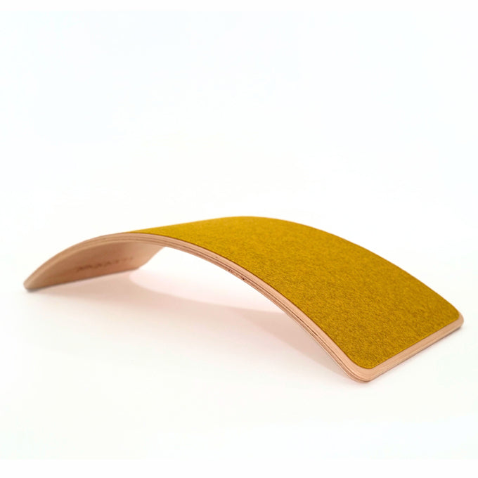 Wobbel Starter blank gelakt met Wolvilt Curcuma